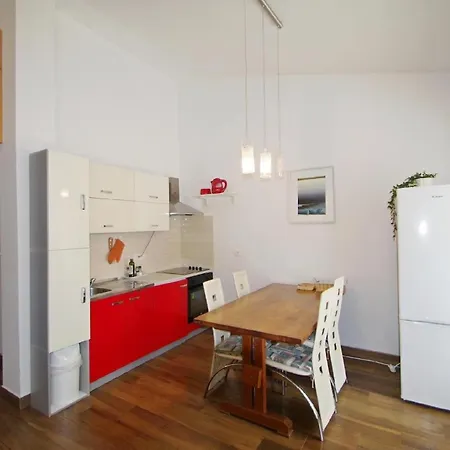 Holiday home In Medulin, In Der Naehe Des Strandes