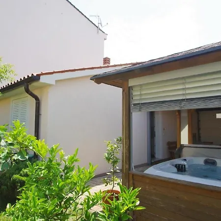 Holiday home In Medulin, In Der Naehe Des Strandes